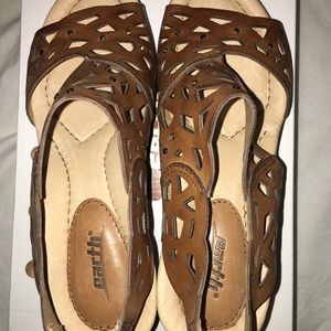 Earth brand shoes
